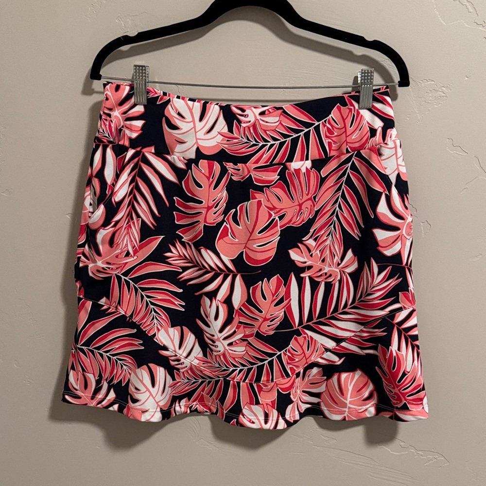 Tail golf or tennis skirt.  New and never worn.